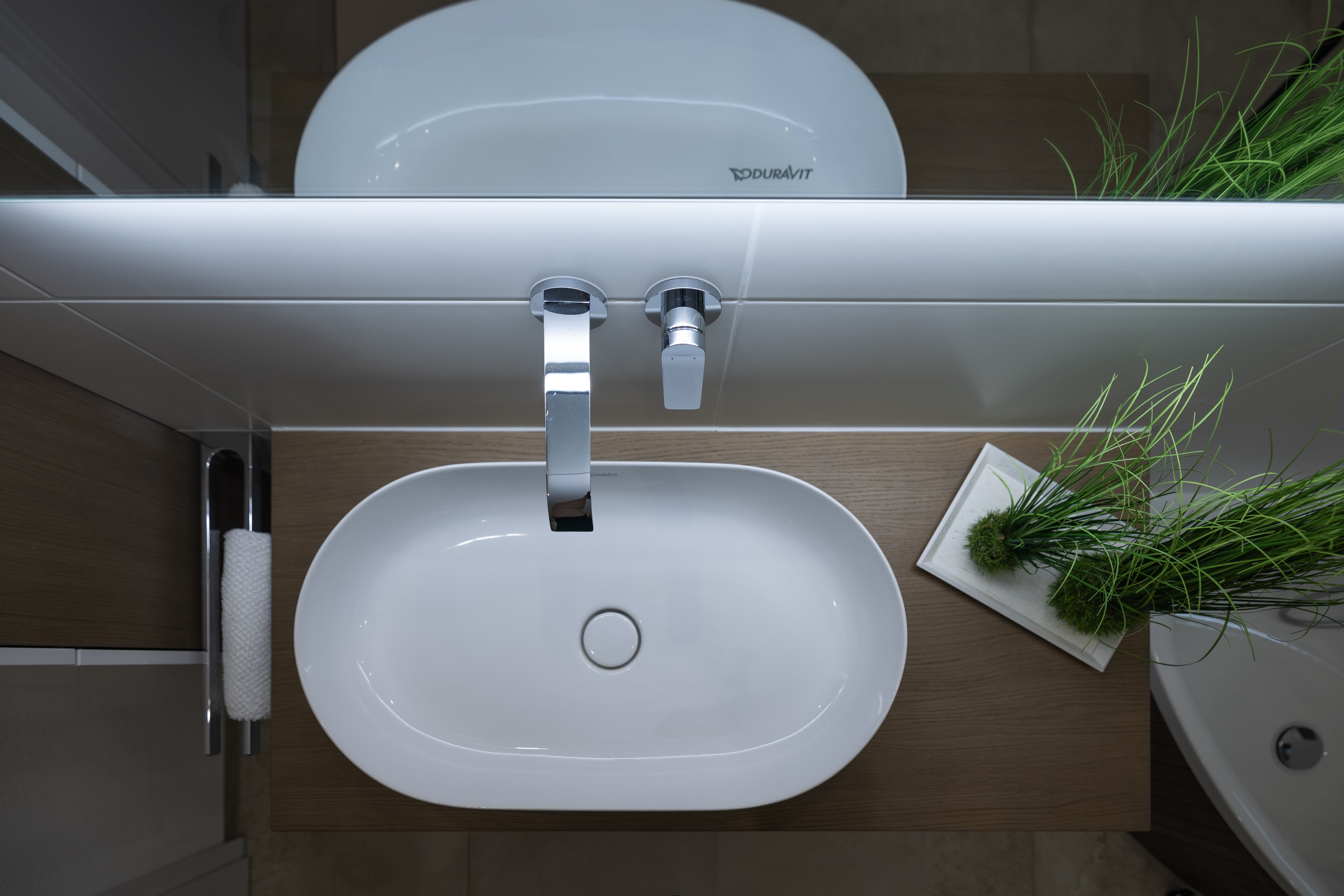 Modernes Waschbecken aus einem von der Beck GmbH realisierten Badprojekt
